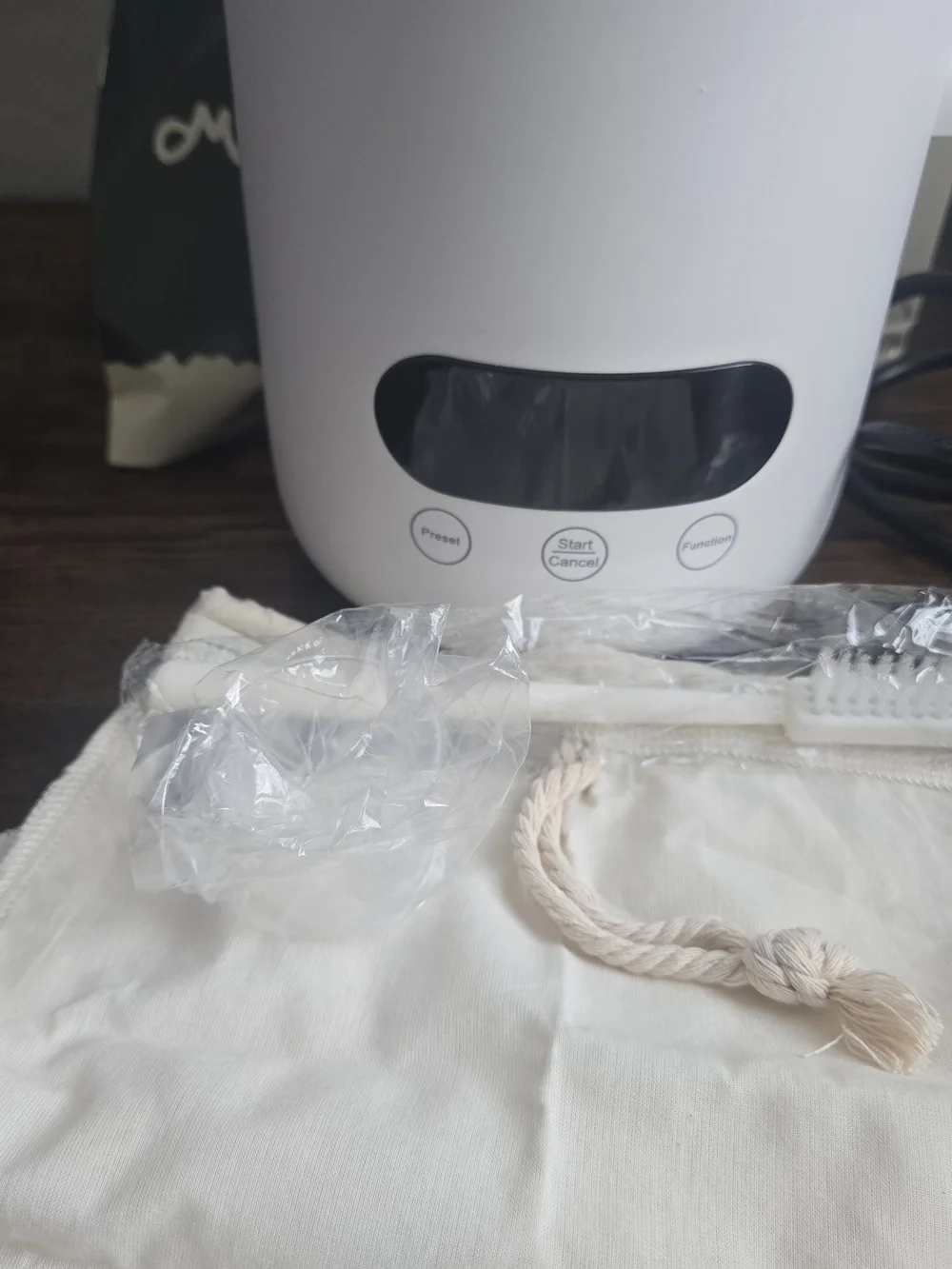 MilkMond Automatic Nut Milk Maker Machine 35 oz White NM-100 Soy Oat Almond Milk